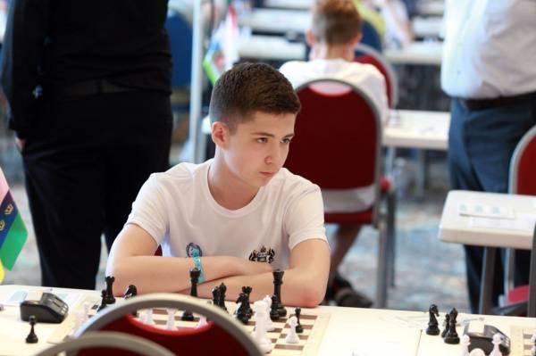 沙迦锦标赛之后……俄罗斯小伙子伊万创造了国际象棋界的奇迹